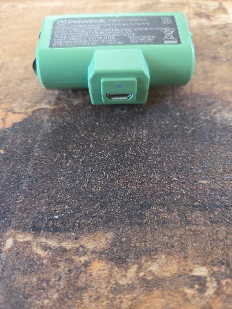 Power A Xbox One Replacement Rechargeable Green Battery