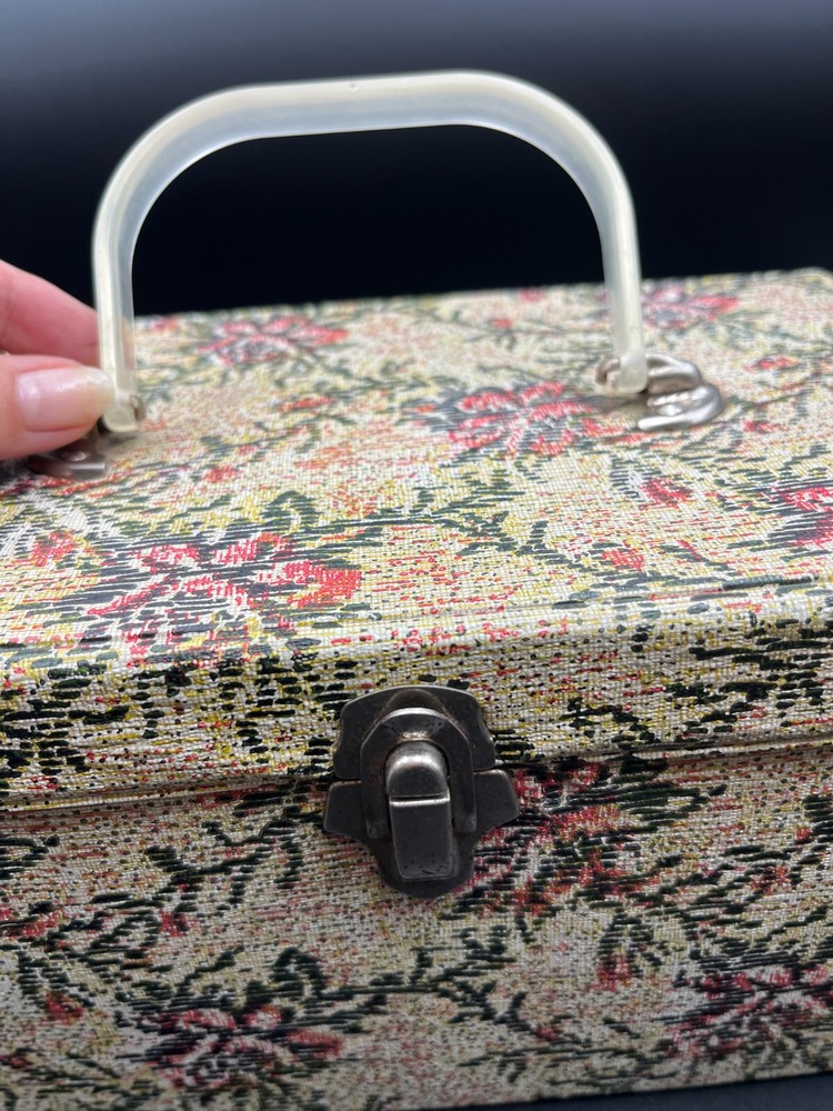 Vintage Floral Storage Sewing Box /Make Up Case