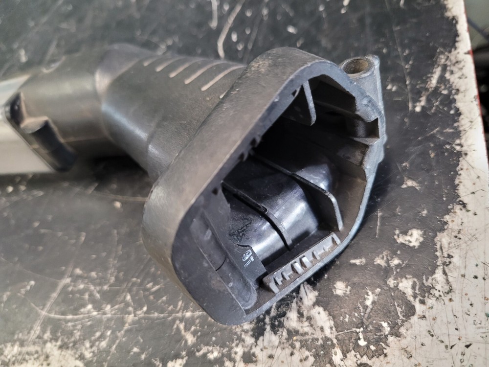 Snap-On CTFL912 9.6-12VDC Cordless Worklight Tool Only Untested