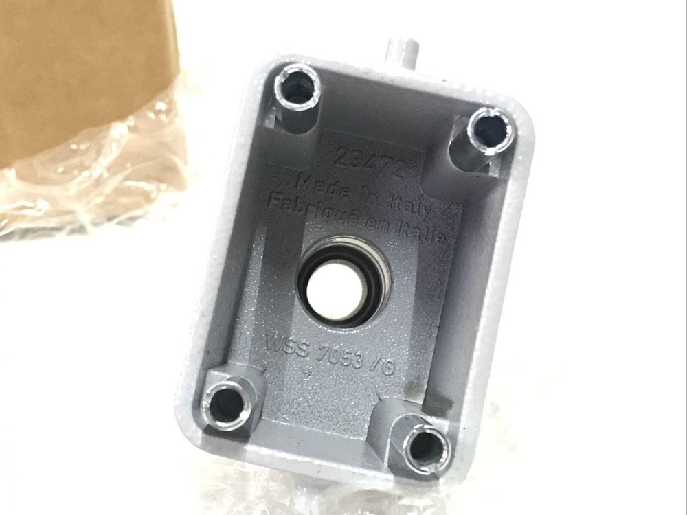 Mencom RJ45-CVKIT Panel Interface Connector Outlet RJ45