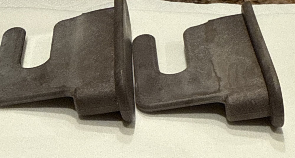 1 Original George Nelson Omni wall system mounting bracket hardware - hook RIGHT