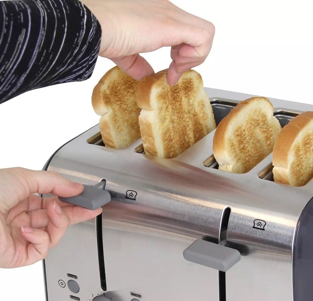 West Bend 4 Slice Toaster with Extra Wide Slots, Bagel Settings, Silver
