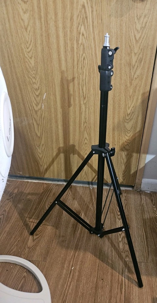 Adjustable Light Stand Unbranded With Marking H803