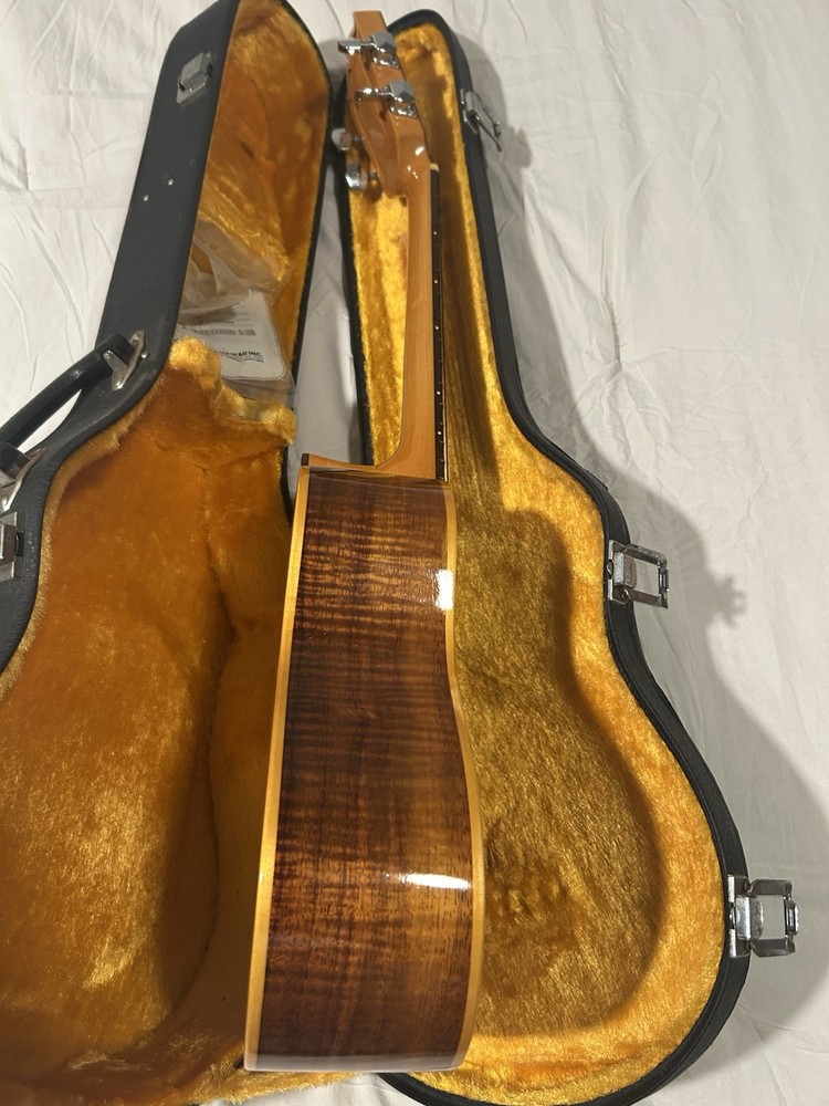 Len Young Lenor Ukulele from 1986