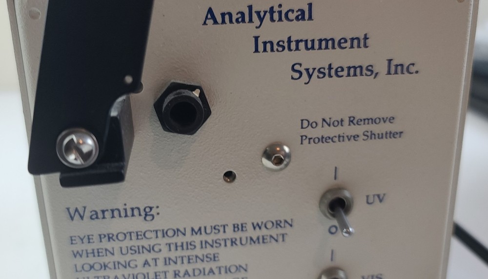 Analytical Instrument Systems AIS Model Mini DTA UV VIS ~ Powers On