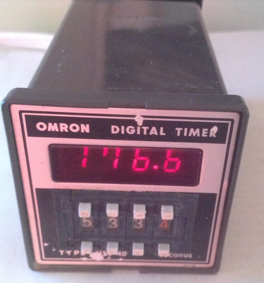 Omron HSC-4034A Timer