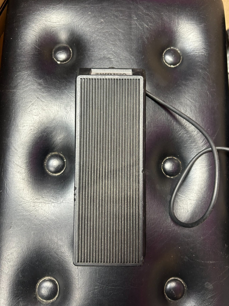 Volume Foot Pedal (RCA Input)
