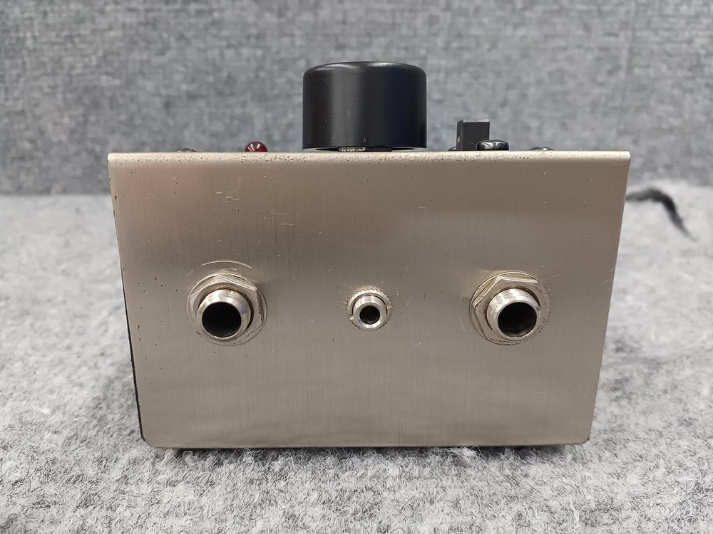 ELECTRO HARMONIX EH4600 SMALL CLONE Full Chorus Effector From Japan