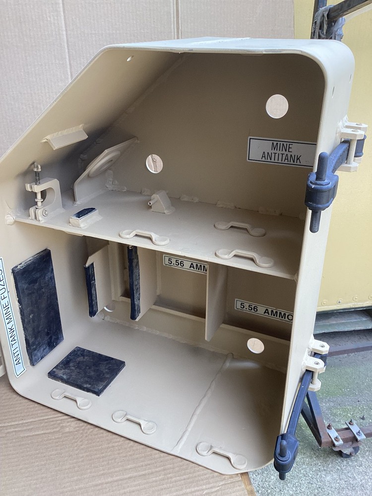 Acess, storage box, Bradley BFVS, LH (refurb.) 2540-01-123-6839