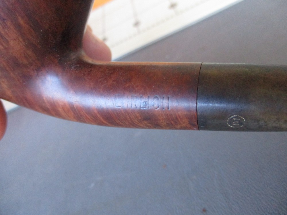 C4: Vtg EHRLICH Pipe