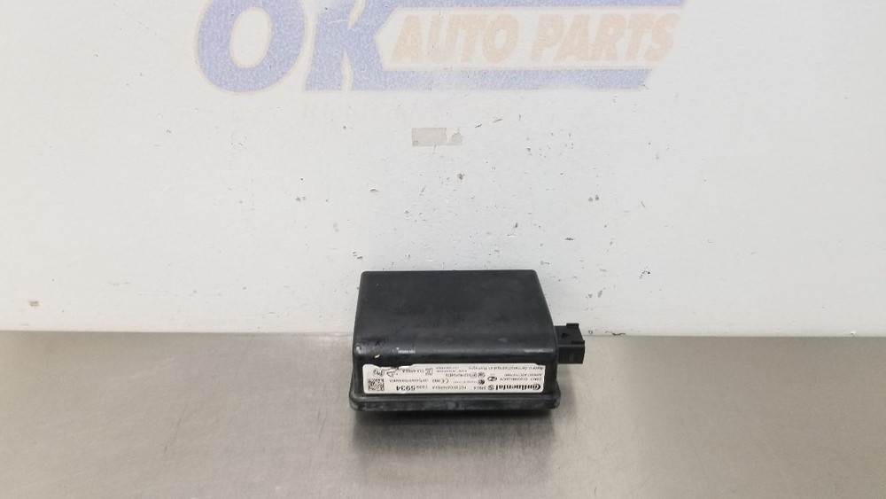 16 CADILLAC ESCALADE FRONT CRUISE CONTROL RADAR MODULE 13395934