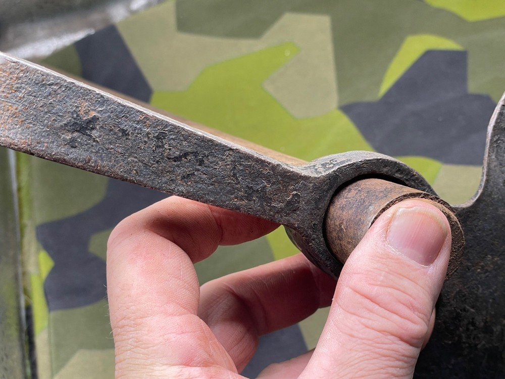 WW1 British Army Entrenching Tool - 1917 Dated - Untouched Original