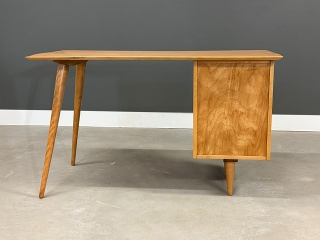 Refinished Maple Paul McCobb Planner Group Desk