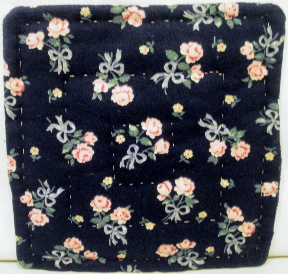 4 Coasters Hot Pad Pot Holders Oven Mitts