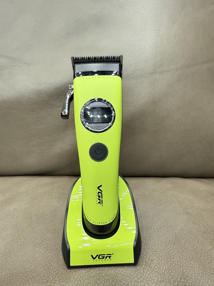 VGR V-880C