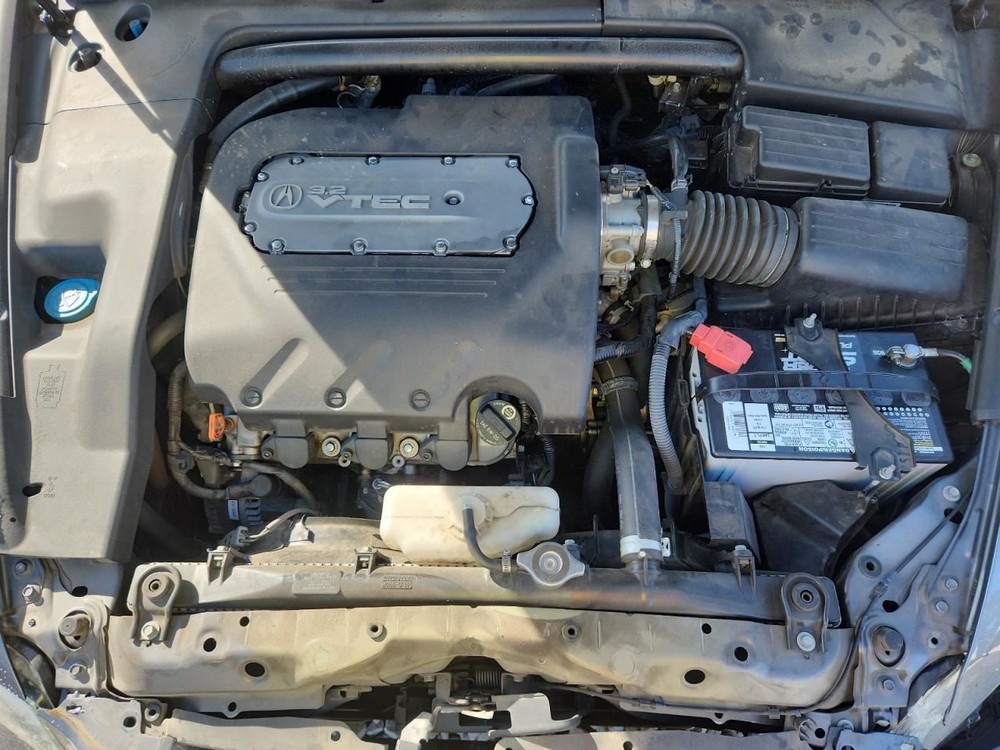TL 2006 Glove Box 4876063