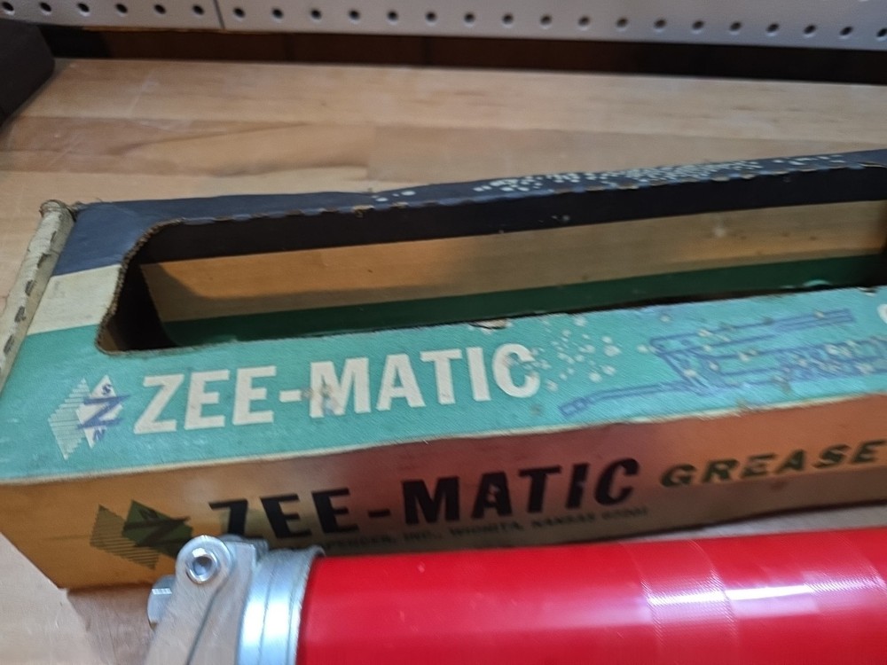 Zee-matic Grease Gun