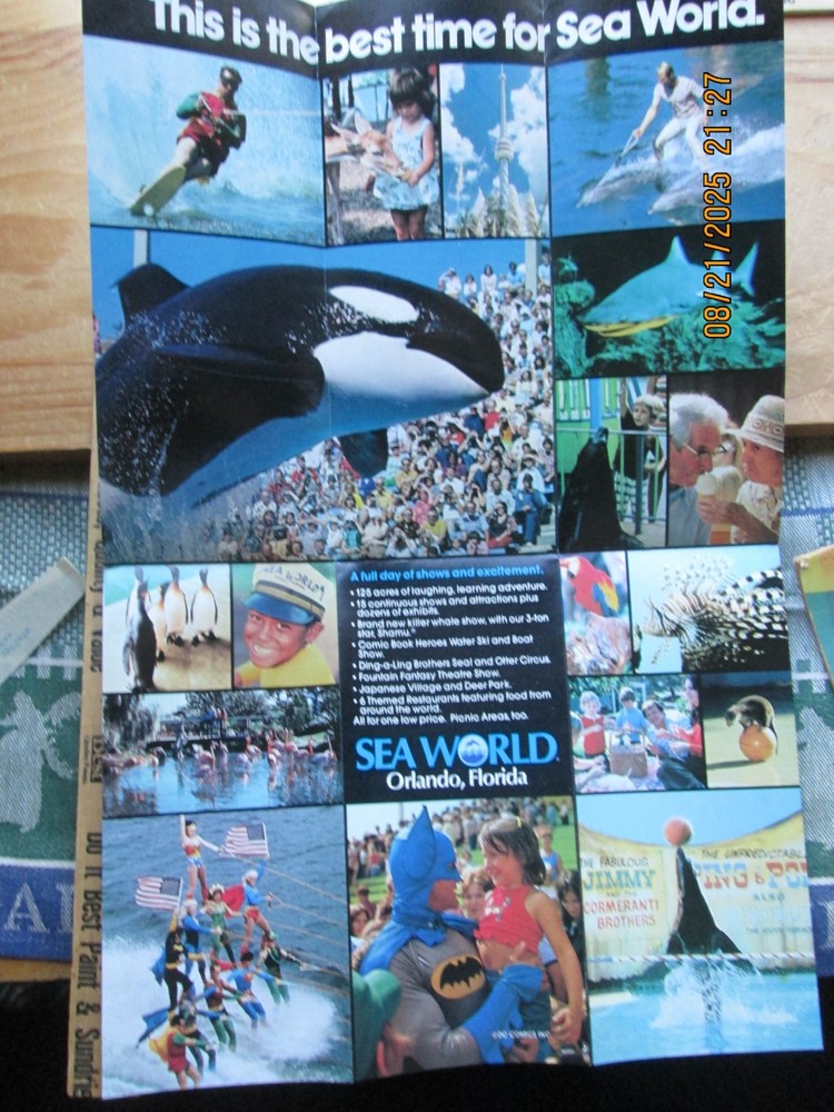 Seaworld orlando FL brochure