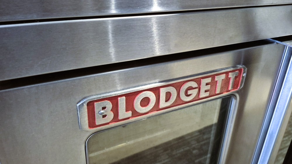 BLODGETT DFG-100 DOUBLE CONVECTION OVEN NATURAL GAS SOLID STATE - NICE!!!