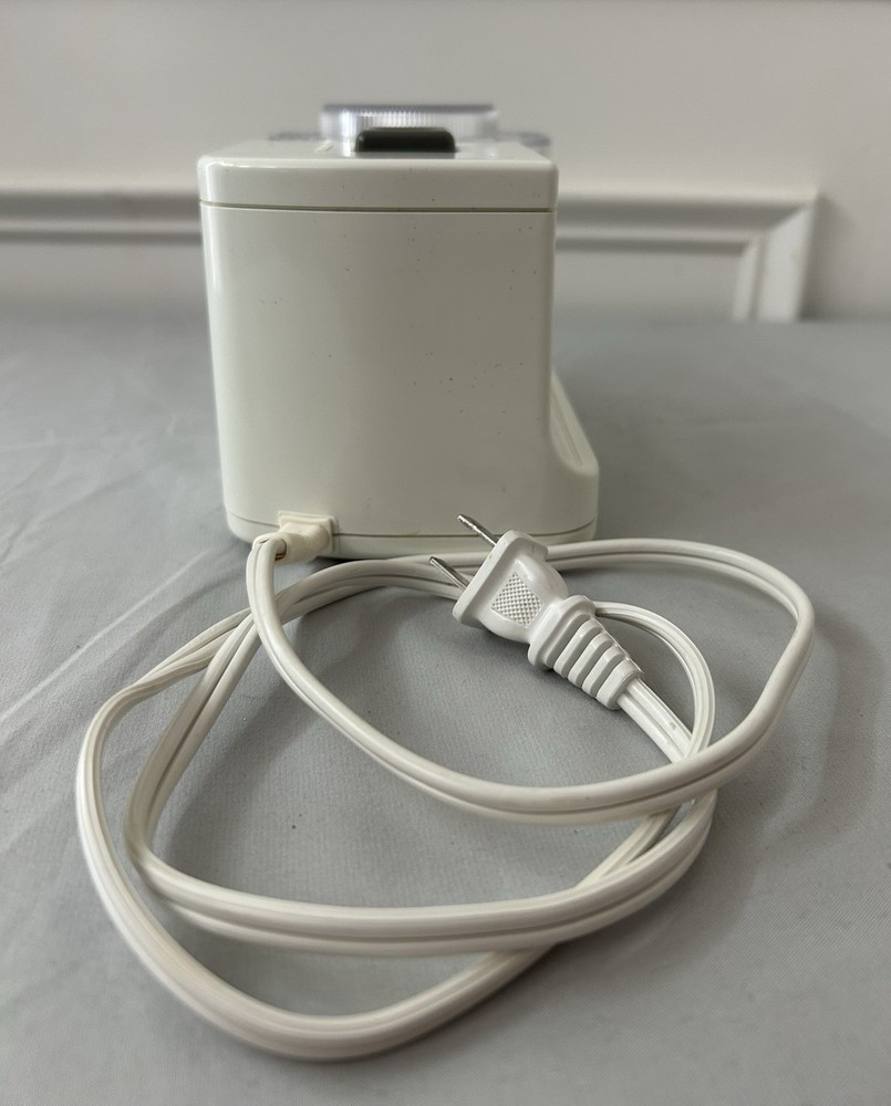 White Toastmaster Chopster Model 1111B Tested Working Mini-Chopper