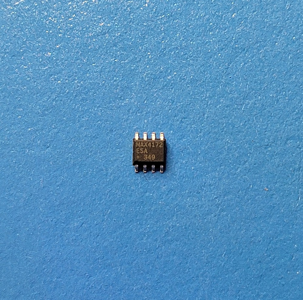 2x MAX4172ESA Analog Devices Current Sense Amplifier 1 Circuit