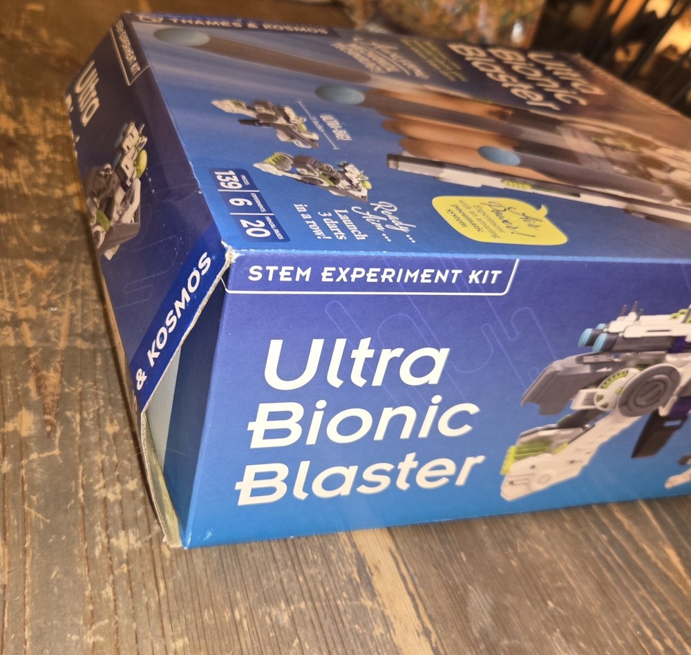 Ultra Bionic Blaster STEM NEW box has wear
