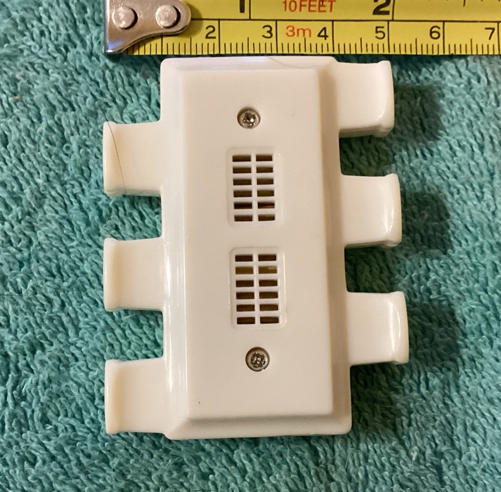 Lauren Guitar Pitch Pipe.