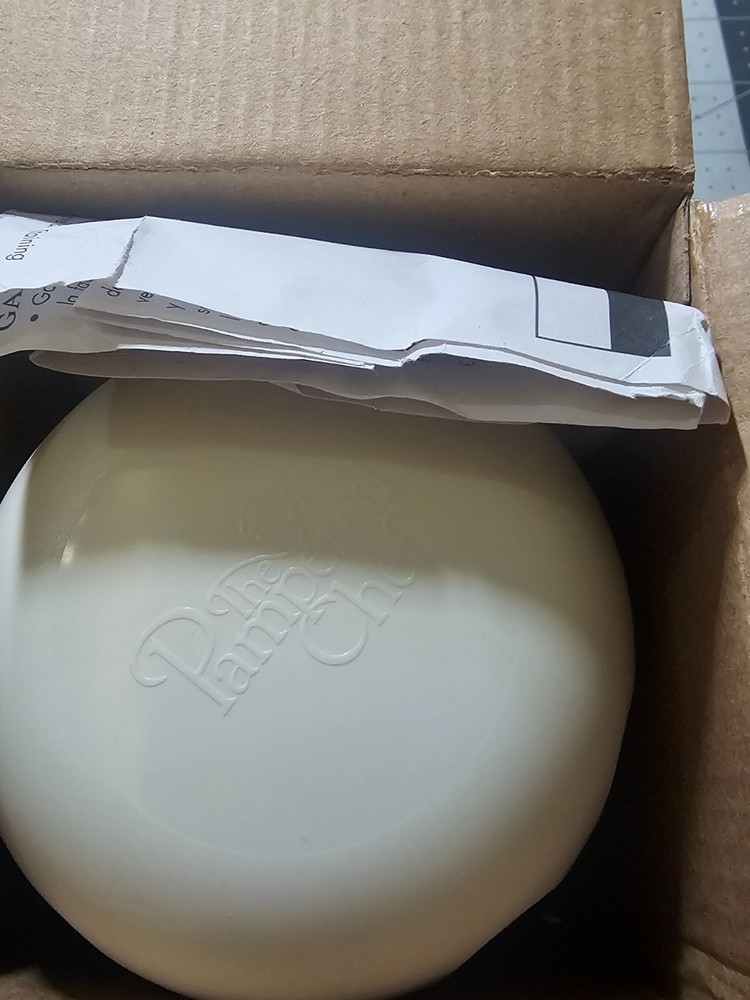 Pampered Chef measuring cup and chopper