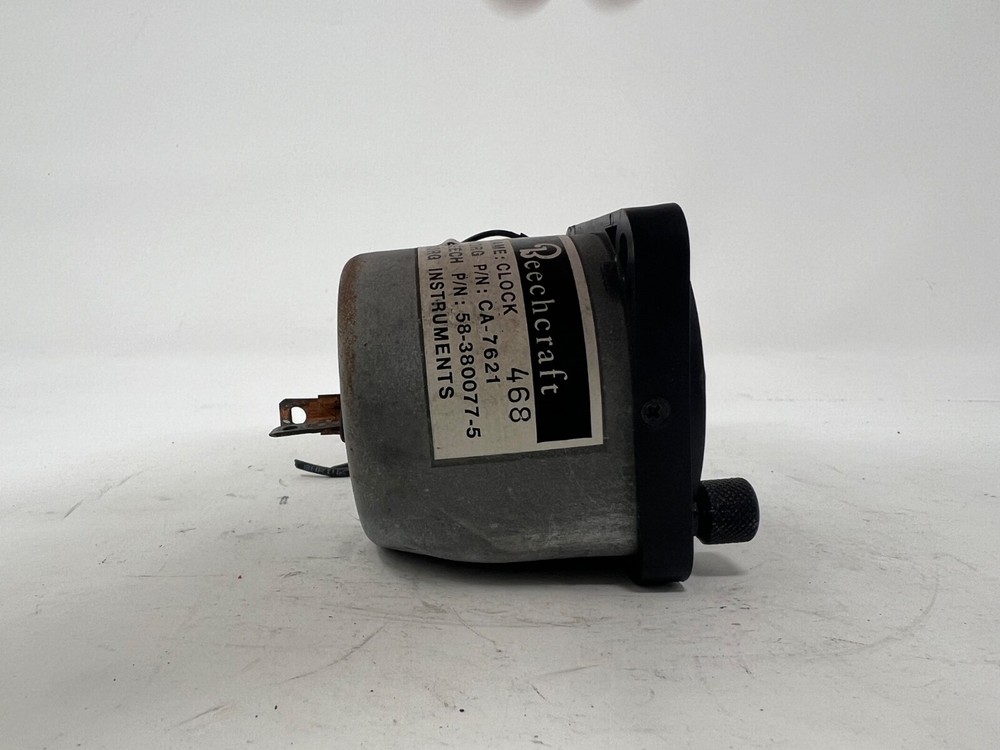 Borg Instruments Beechcraft Clock P/N: CA-7621 P/N 58-380077-5