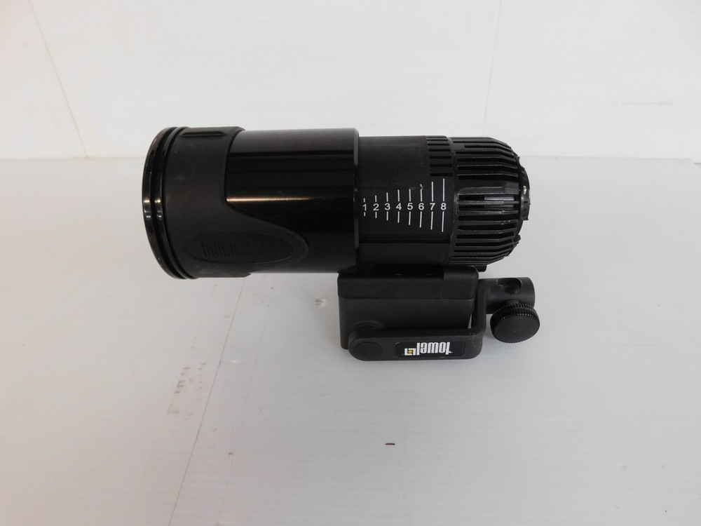 ^^ LOWEL PRO POWER LED DAYLIGHT (SLJ37)