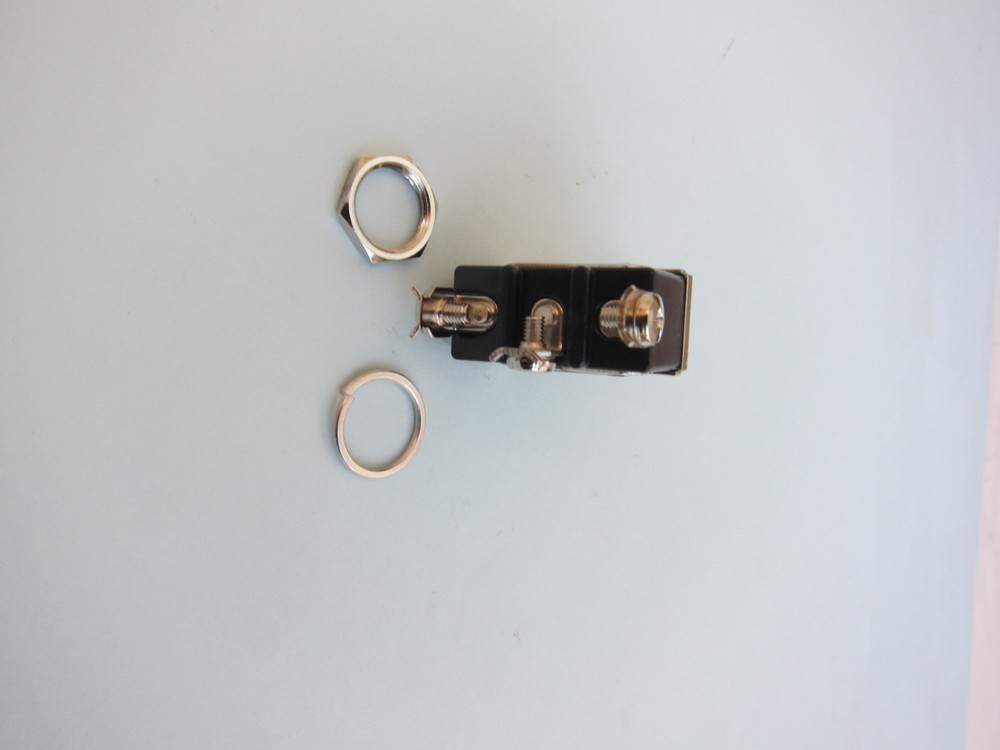 Lowrider Hydraulics Toggle Switch 3 prongs, (on)-off-(on), 10 pcs, value pack