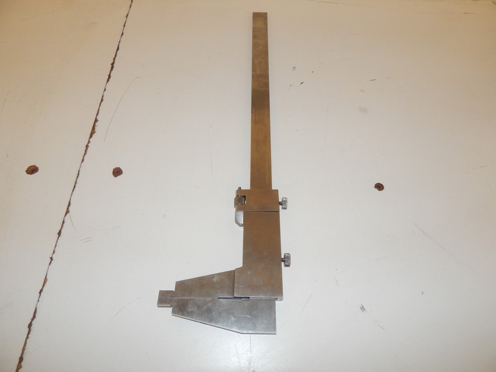 ^^ FOWLER VERNIER CALIPER 0-12" 3" JAWS (QBE55)