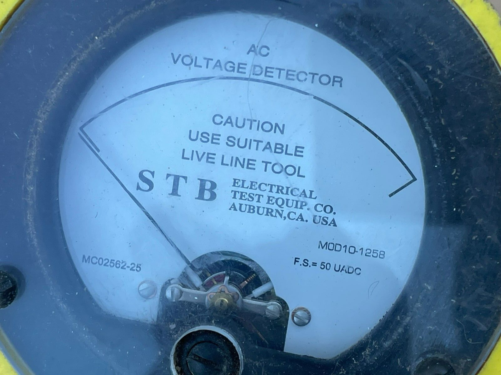 STB 72 AS - Yellow/Black Handheld Analog Phasing Test Sensor Electrical
