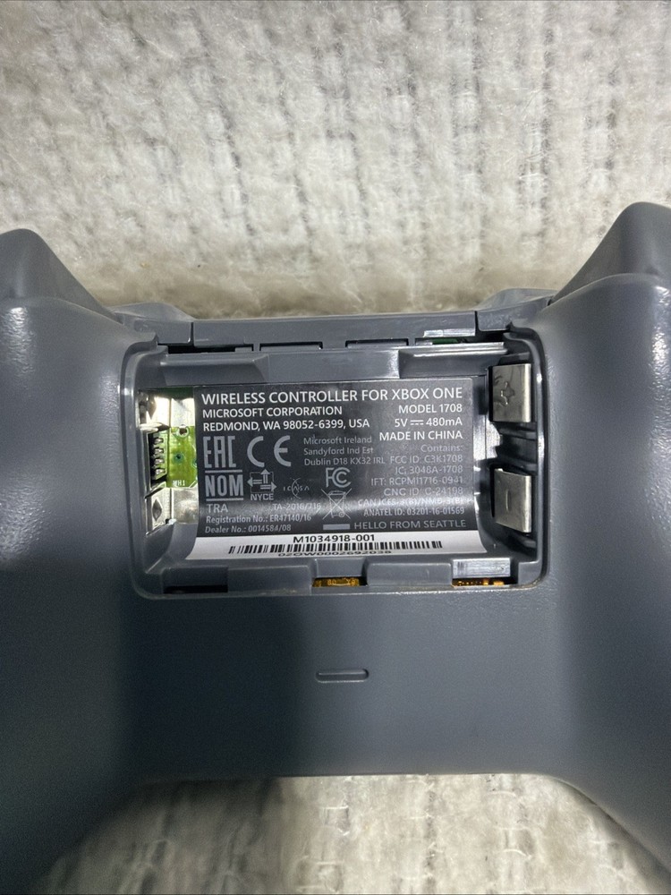 Microsoft Xbox One Wireless Gray / Green Controller 1708 TESTED Works