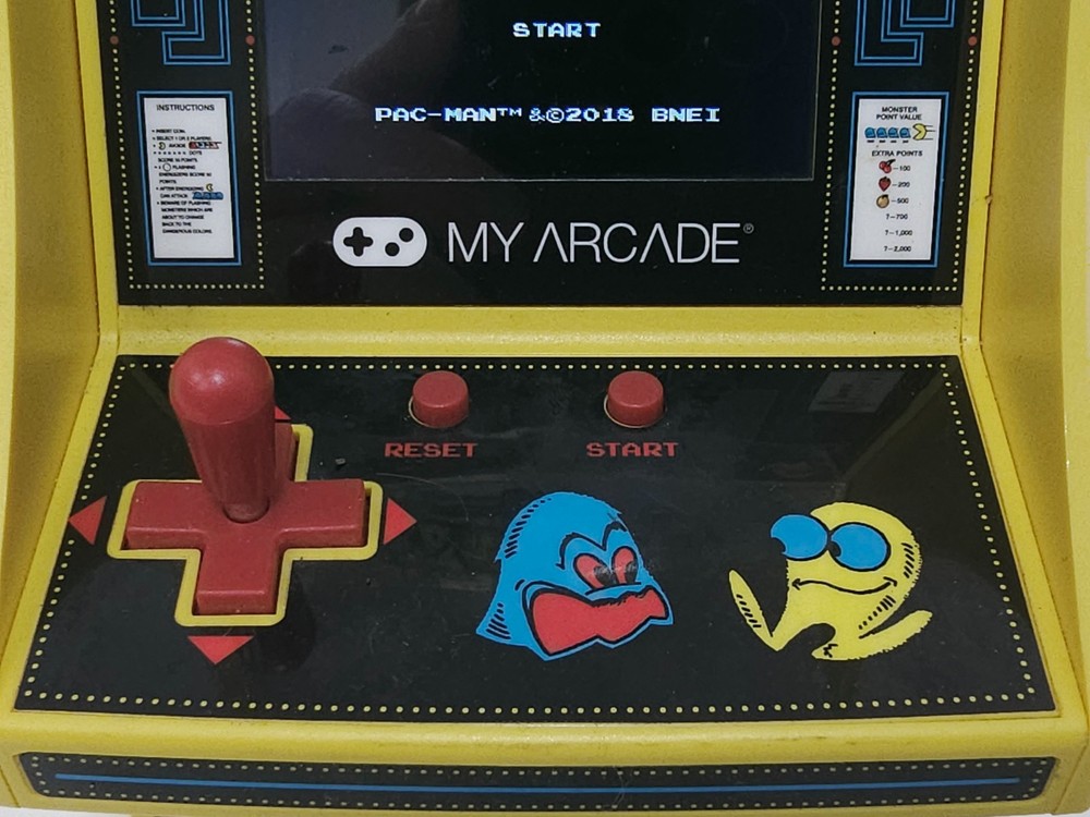 My Arcade Pac-Man Micro Player Mini Arcade Cabinet Works USB or 4AA