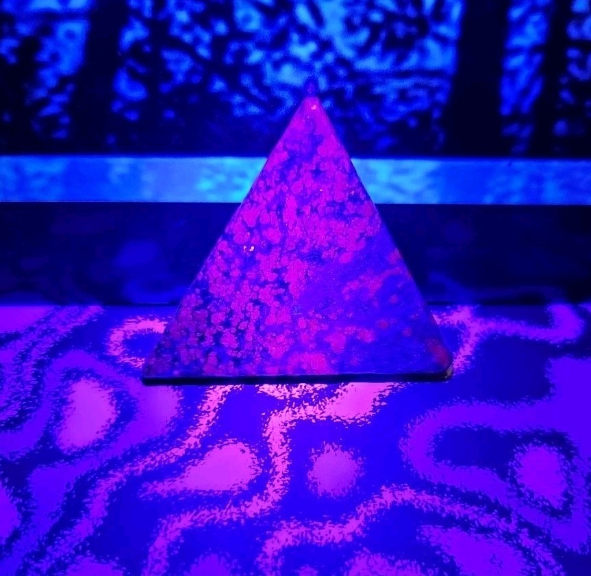 Ruby Zoisite Pyramid Eye Of Protection Triangle Hand Carved