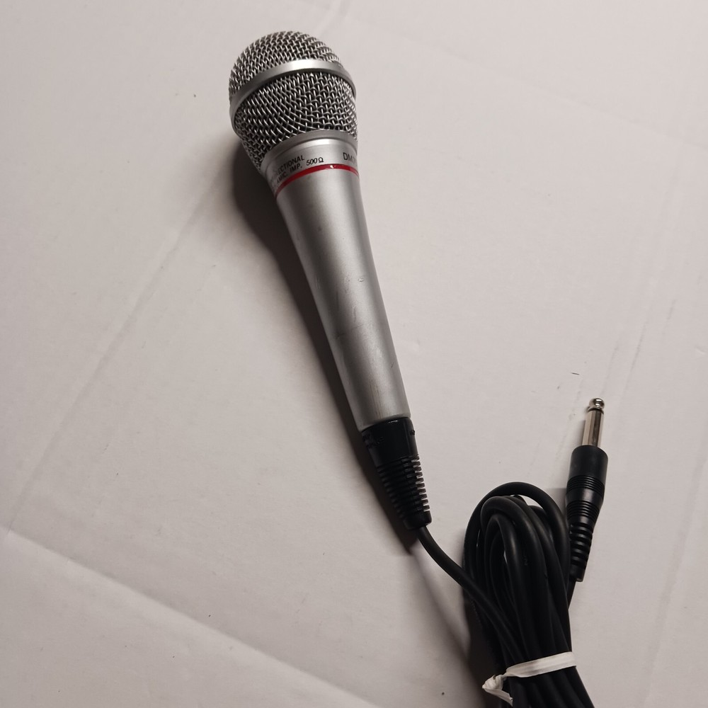 The Singing Machine Silver Microphone w/10ft Cable DM-75