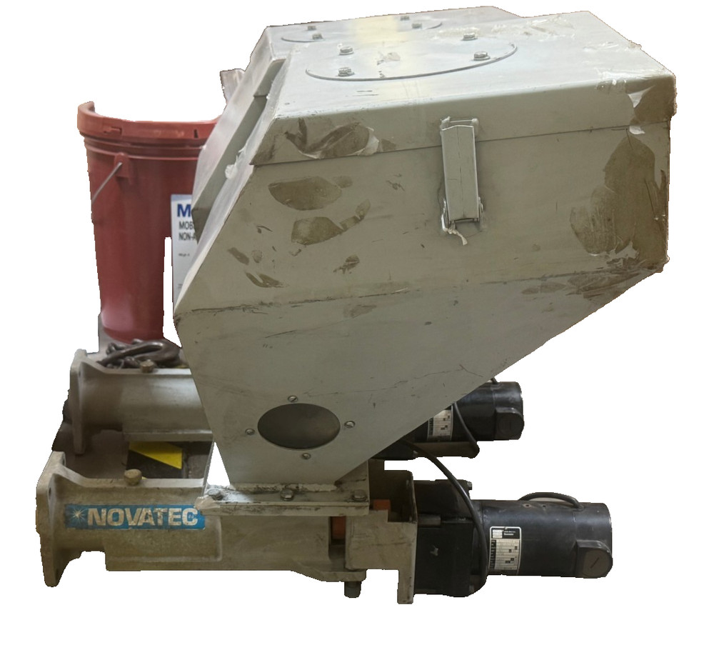 Novatec Color Master Batch Mixer 110V Injection Molding Machine.