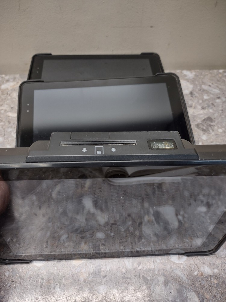 Touch Dynamic Quest 10 Tablets LOT OF 3 !!!