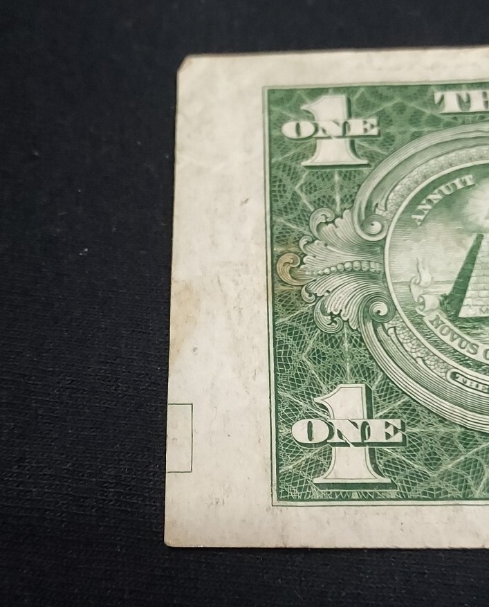 ***ERROR*** 1935 E $1 SILVER CERTIFICATE OFF CENTER + SEAL & SERIAL SHIFT