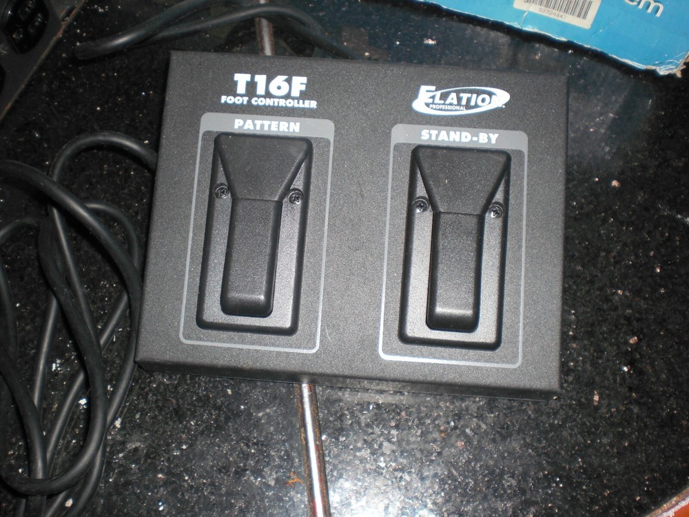 Elation T-16F 4-channel Foot Control Chaser Pack