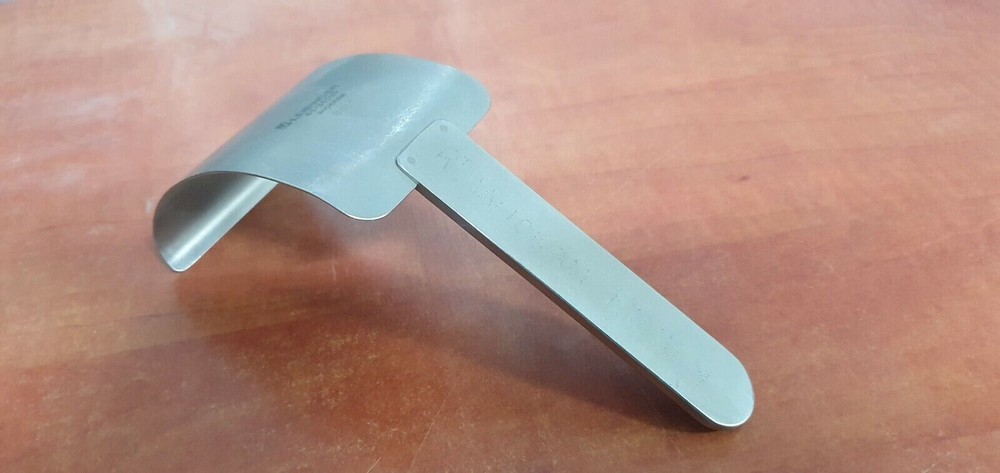 LEIBINGER Retractor 41-34580 WICKHAM STINLESS B2