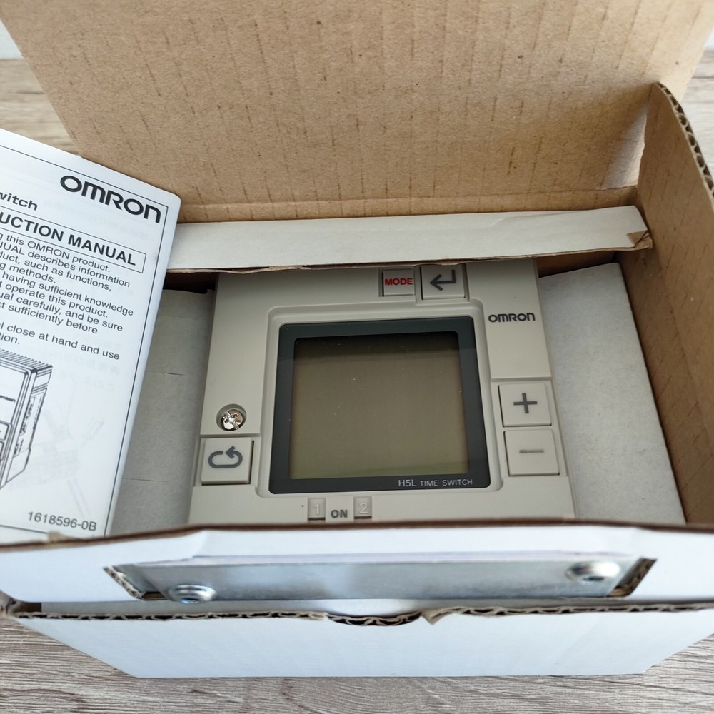 Omron H5L-A Time Switch Weekly Timer