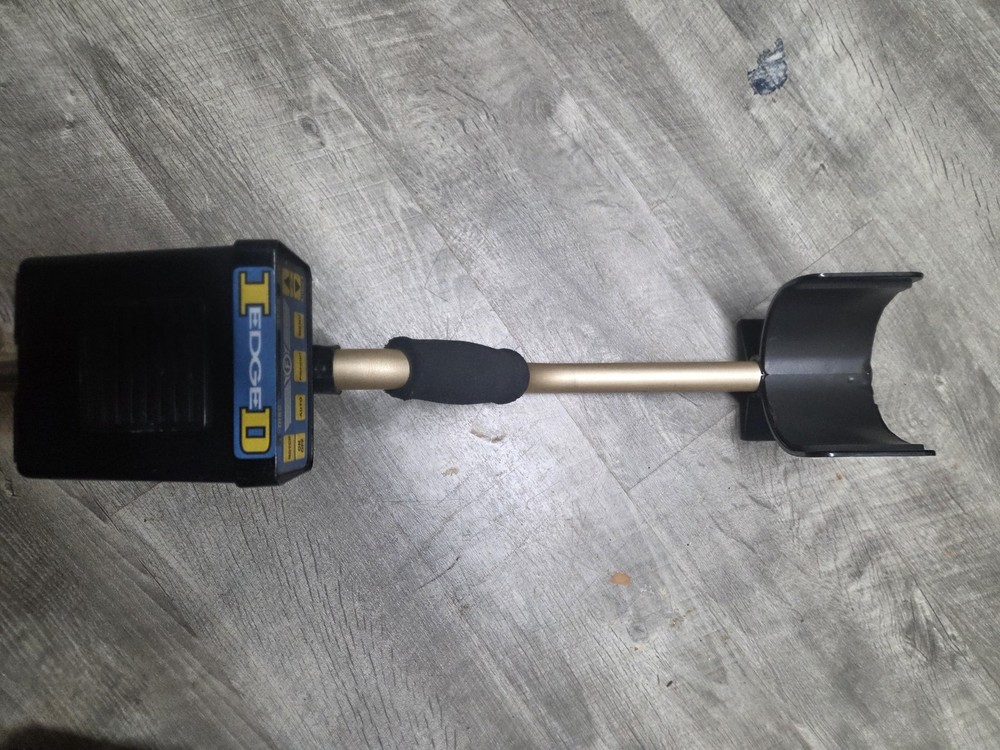 FISHER ID Edge Metal Detector
