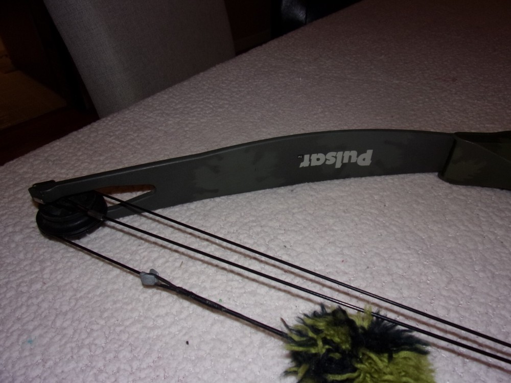 PSE Game Sport Pulsar Compound Bow
