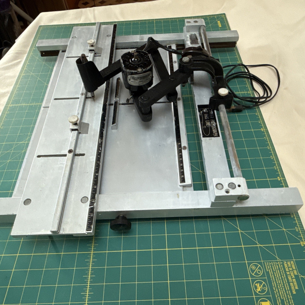 Scott SM-300 pantograph engraving machine
