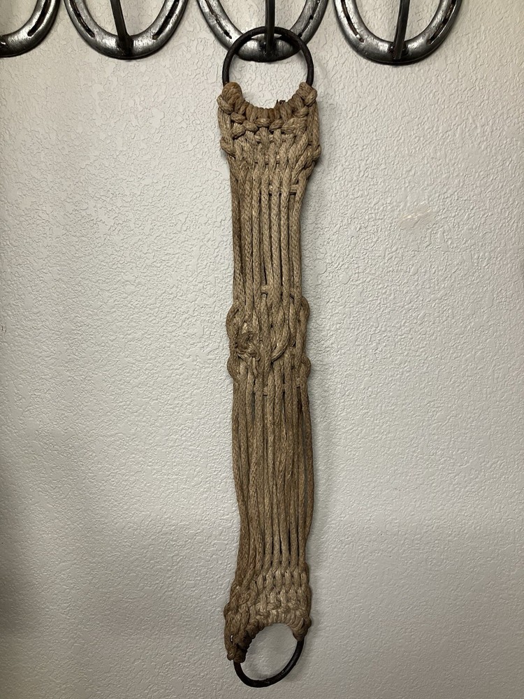 Rustic 26 1/2” Rope Cinch