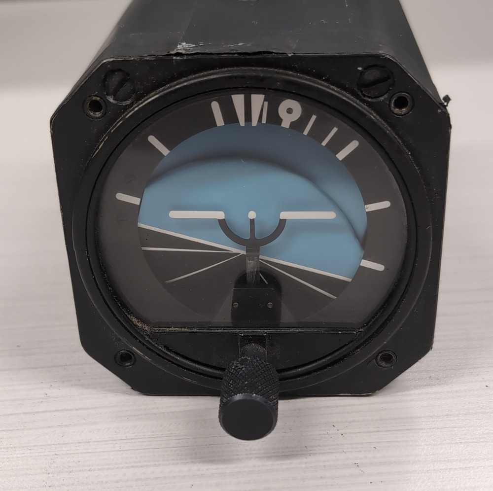 Attitude Gyro Model: ANS 30P