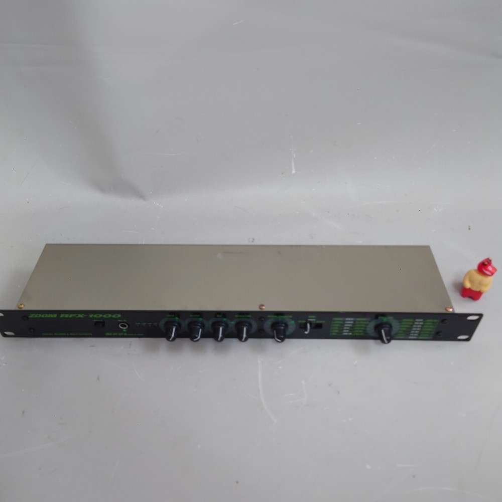 Zoom RFX1000 Multi Effects Processor Rack Unit Vintage From Japan Tested item