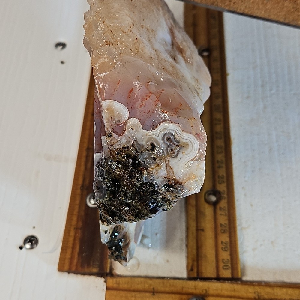 Moroccan Agate , beautiful color and pattern. 2LBS 7.6OZ.